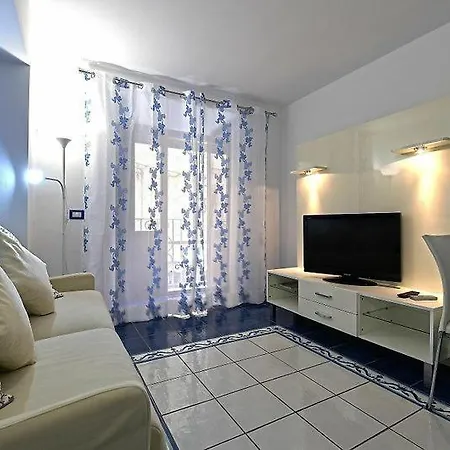 Sunshine House Semesterbostad Sorrento